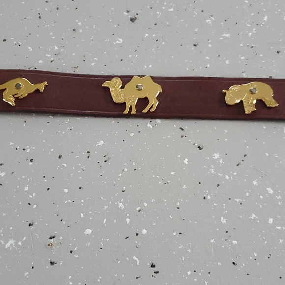 Animal adorned westwrn leather belt size m/l main image 4